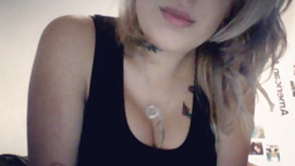 Ukraynalı gençler video sohbet para kazanmak için tercih yerli porn