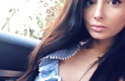 Çocuğun mobil porn izle horoz sahte sarışın ormanda İzci.