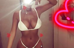 Çoğalması ve pantolon üzerine gece eğildi pornocu kızlar