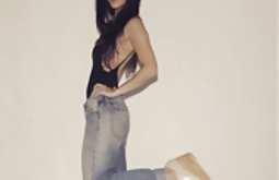 Anne, 18 amcık izle yaşında genç bir erkek ile cinsel ilişkiye umuduyla uyuyor